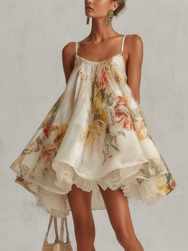 Blanche | Vestido curto floral com camadas