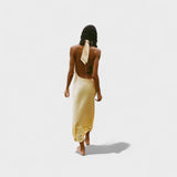 Vestido Halter Satinado feminino