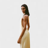 Vestido Halter Satinado feminino