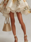 Blanche | Vestido curto floral com camadas