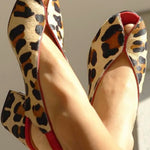 Sandálias com padrão leopardo feminino