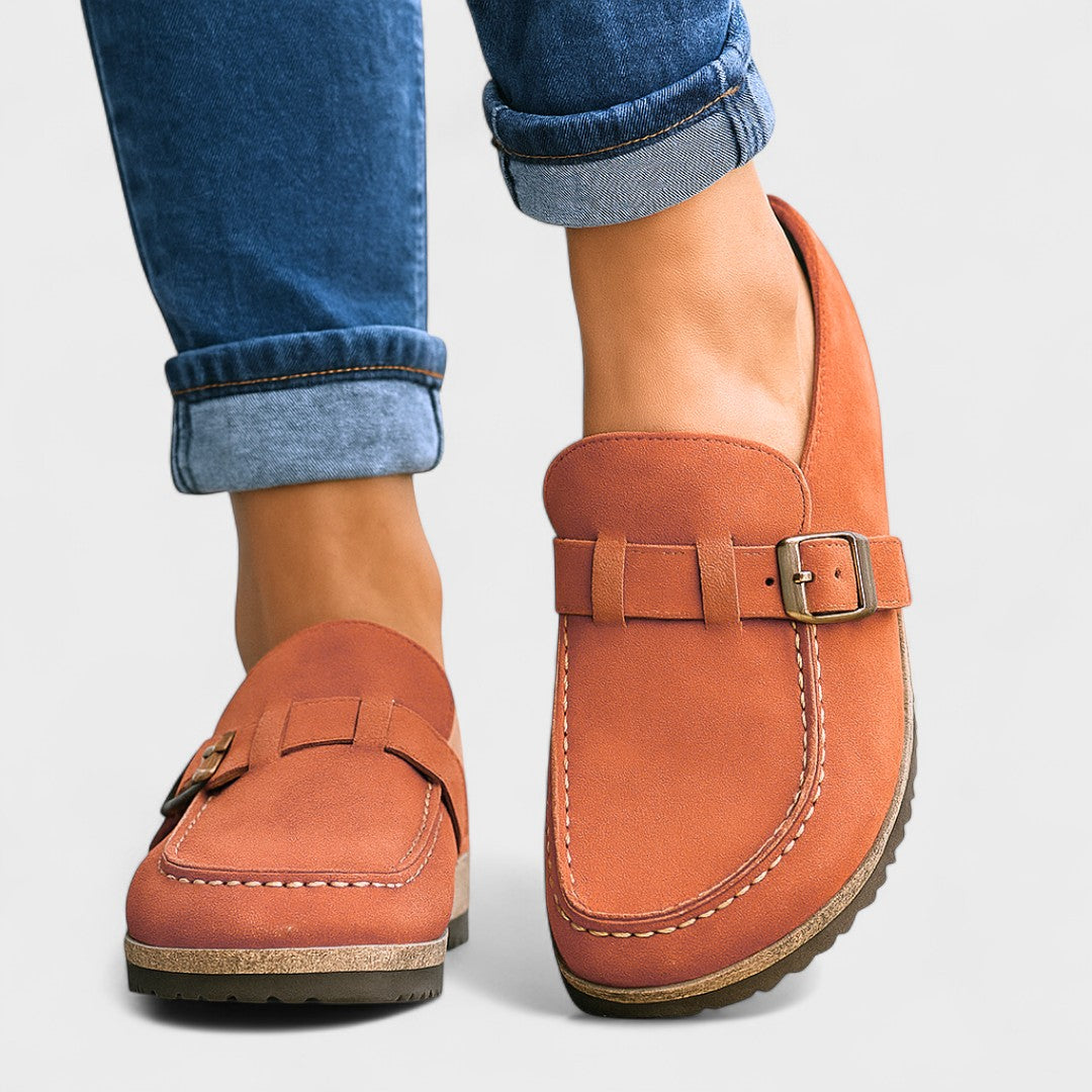 Ísis – Mocassins de camurça com fivela