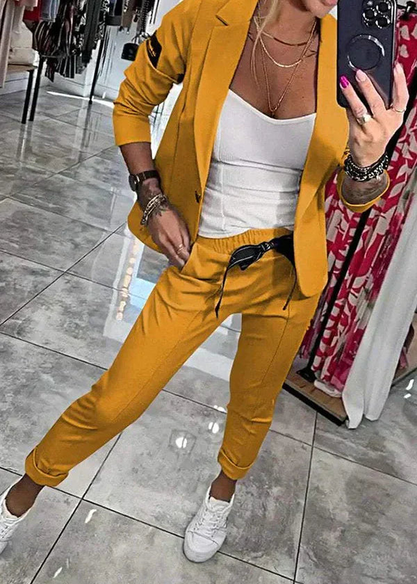 Conjunto elegante feminino