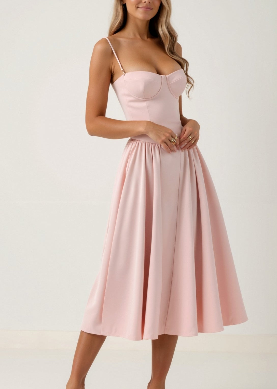 Vestido midi corpete estruturado feminino