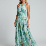 Laura | Vestido Maxi Halter de Movimento Fluido