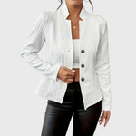 Casaco com detalhes elegantes feminino