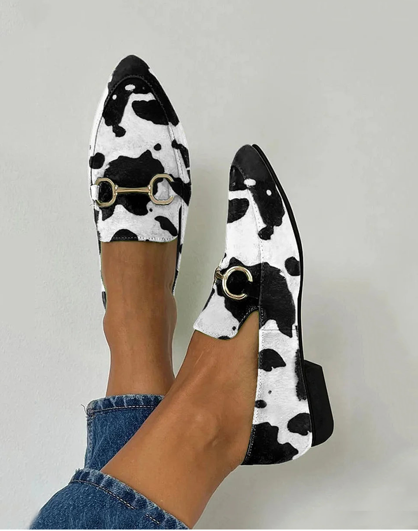 Mocassim com Detalhe de Fivela Impressa feminino