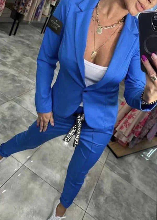 Conjunto elegante feminino