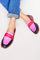 Mocassins com acento colorido feminino