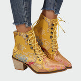 Botins de couro com flores feminino