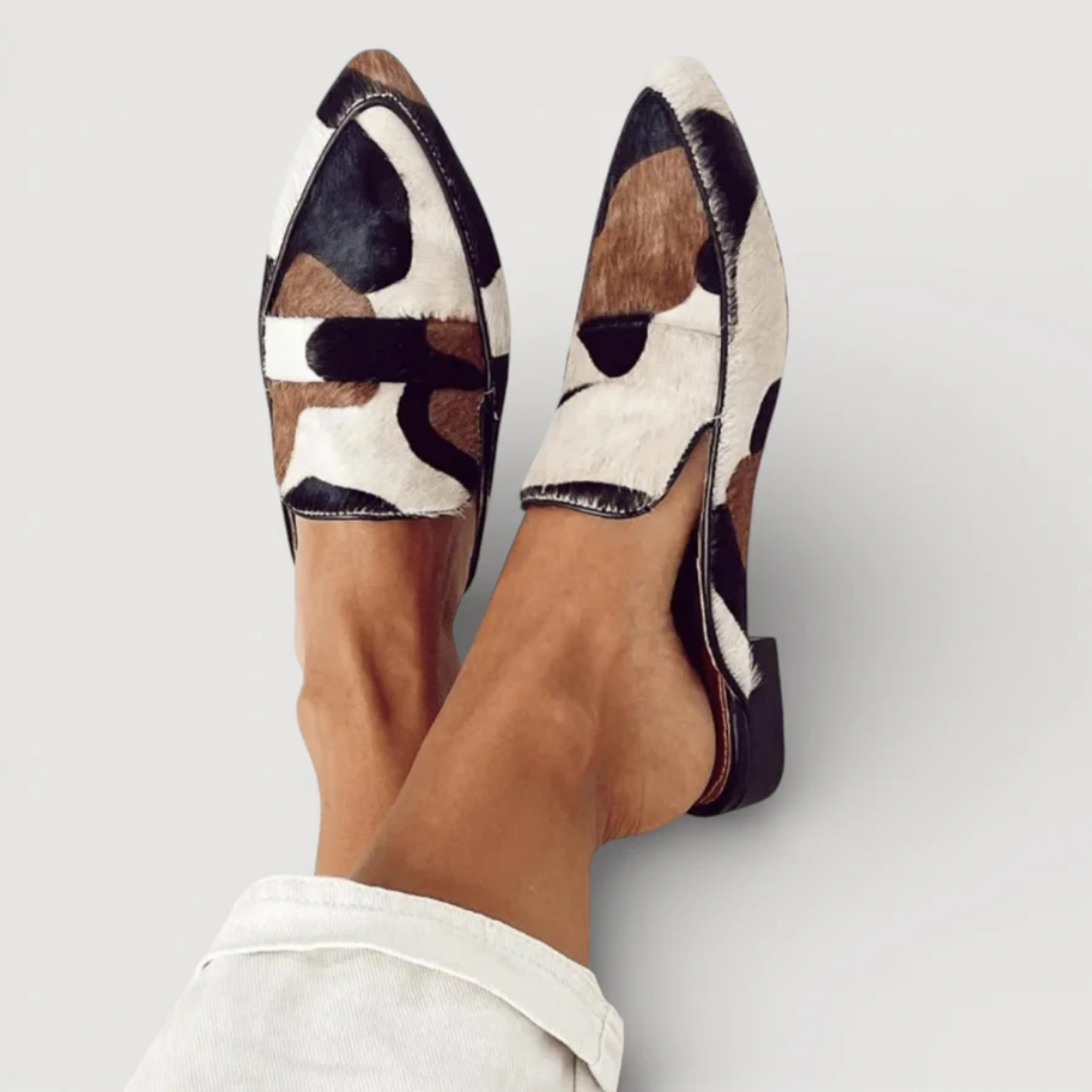 Mocassins com padrão abstrato feminino