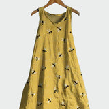 Vestido com Estampa de Abelhas feminino