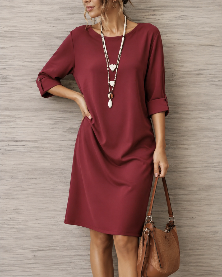 Julia - Vestido com Decote Redondo e Bolsos