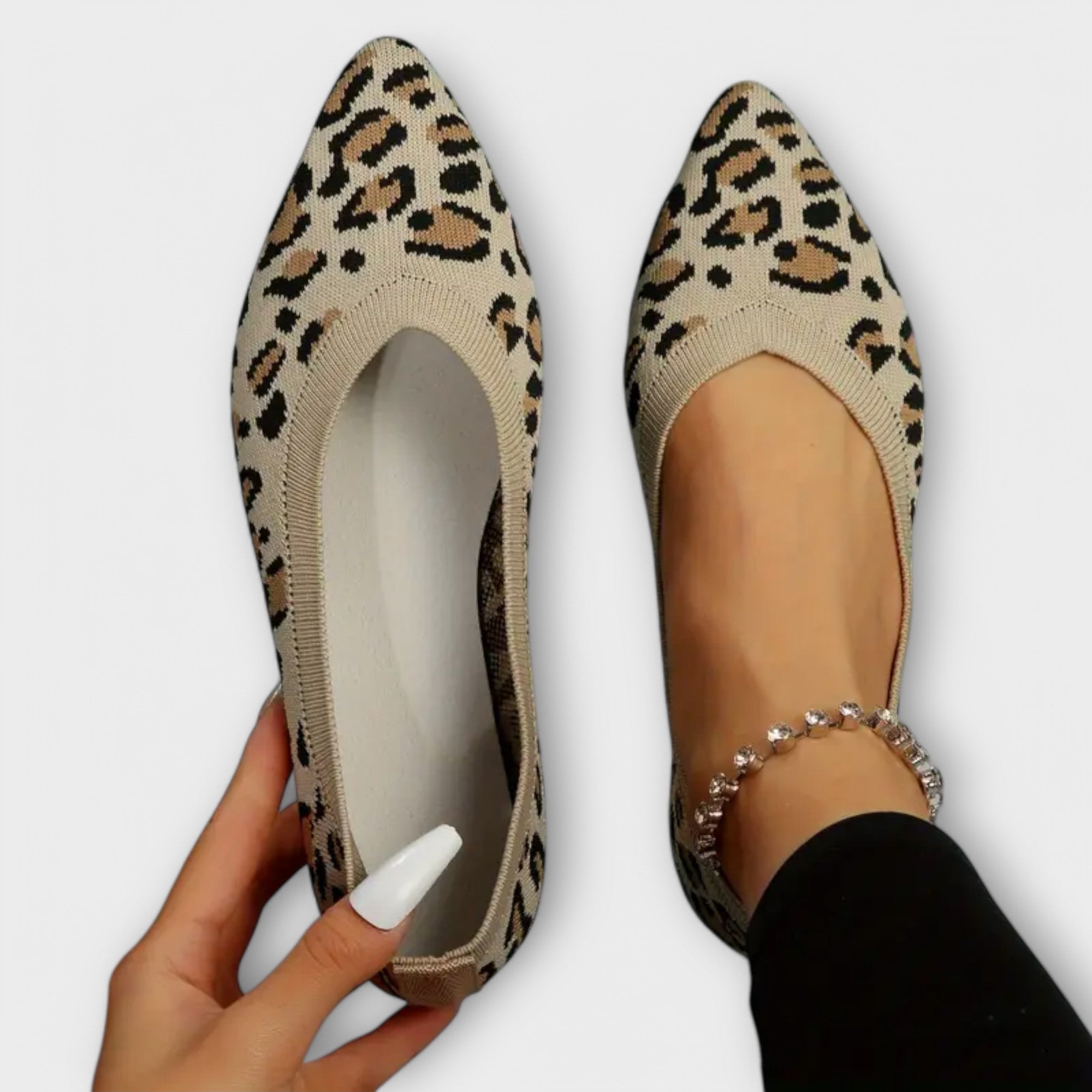 Sabrinas de renda com estampado de leopardo feminino