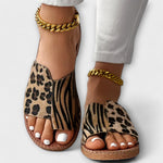 Sandálias bicolores com estampado de leopardo feminino
