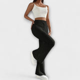 Calças largas com estilo feminino