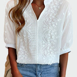 Blusa com detalhes de renda feminino