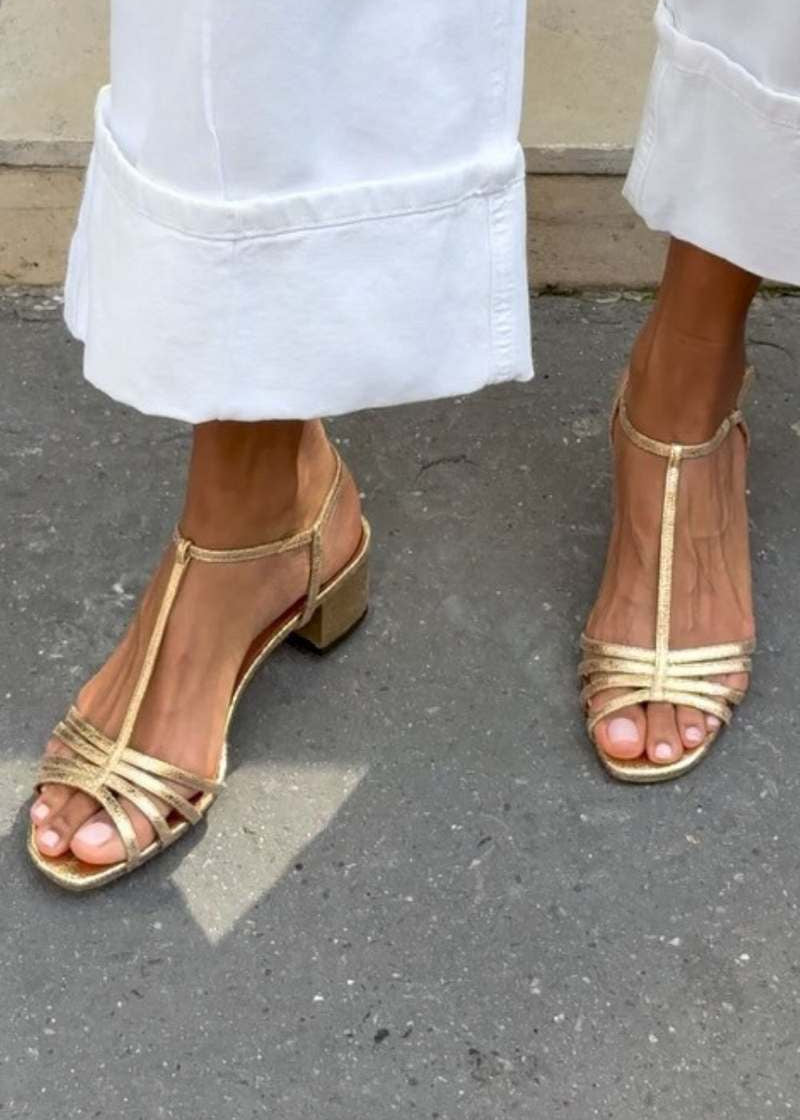 Allegra | Sandálias Douradas Elegância Quotidiana