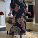 Lia - Vestido Maxi com Estampa Floral em Chiffon