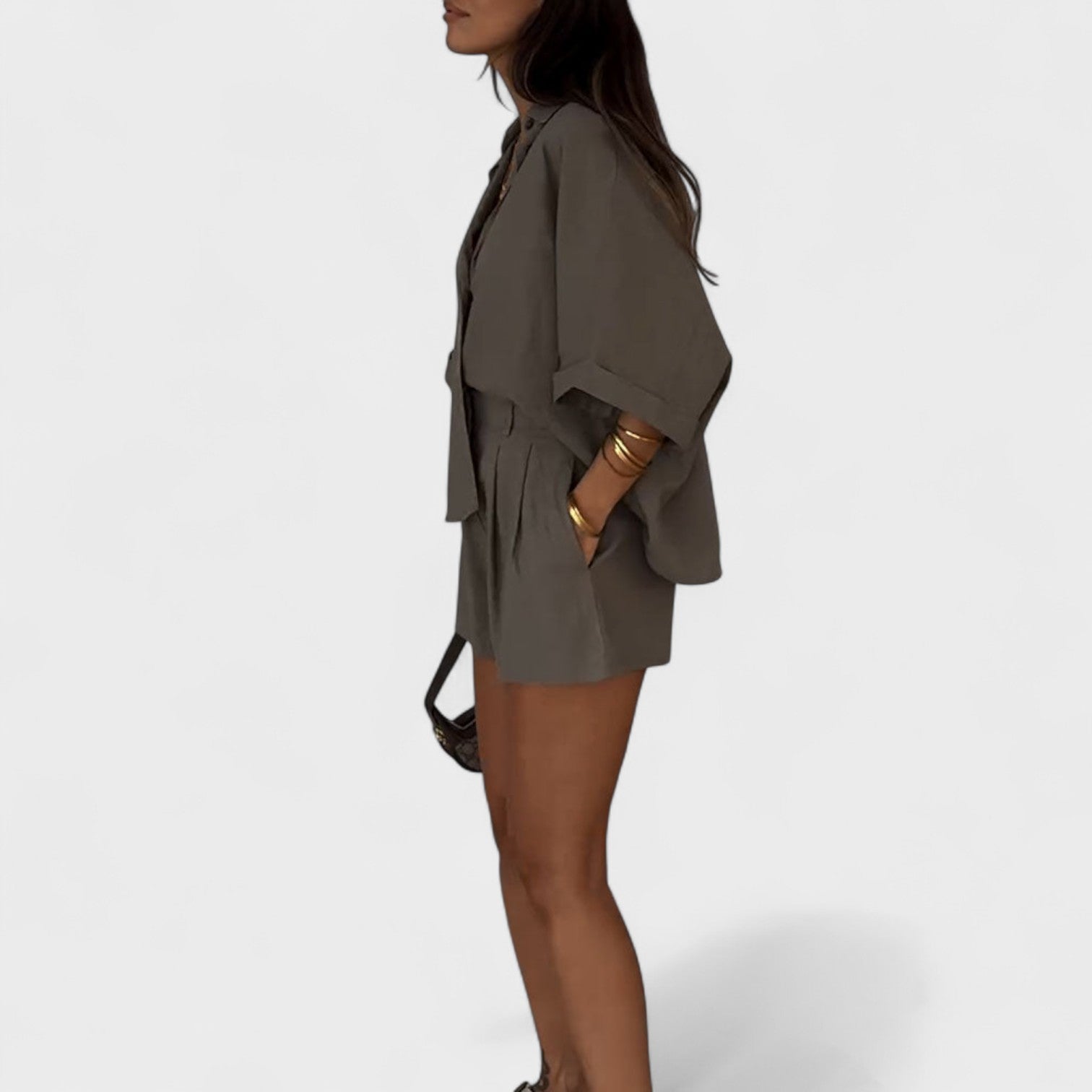 Conjunto de elegância natural feminino