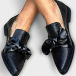 Cláudia - Loafer com Laço Decorativo feminino