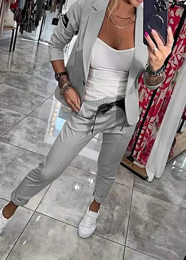 Conjunto elegante feminino