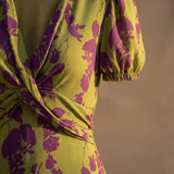 Violeta | Vestido Maxi Botânico com Decote Cruzado