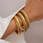 Bracelete canelada feminino