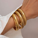 Bracelete canelada feminino