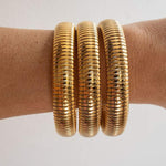 Bracelete canelada feminino
