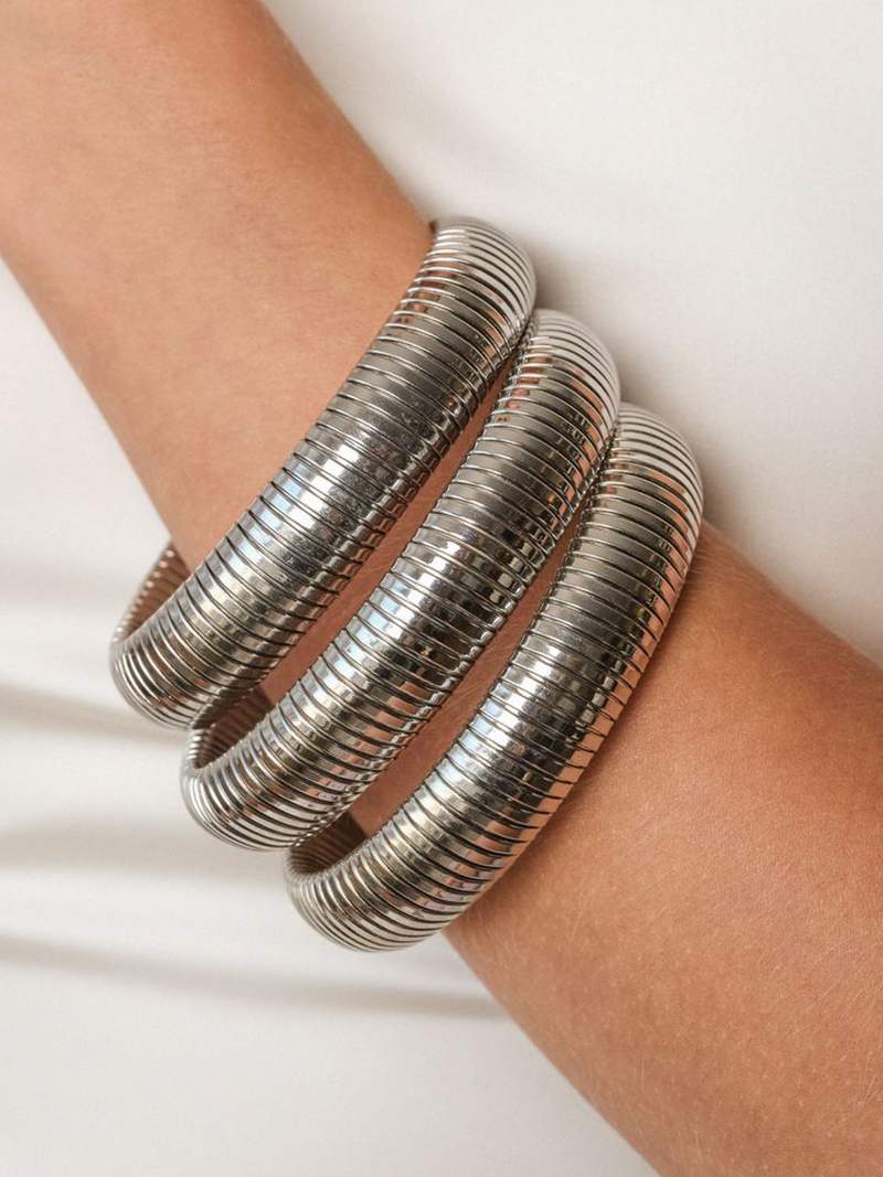 Bracelete canelada feminino
