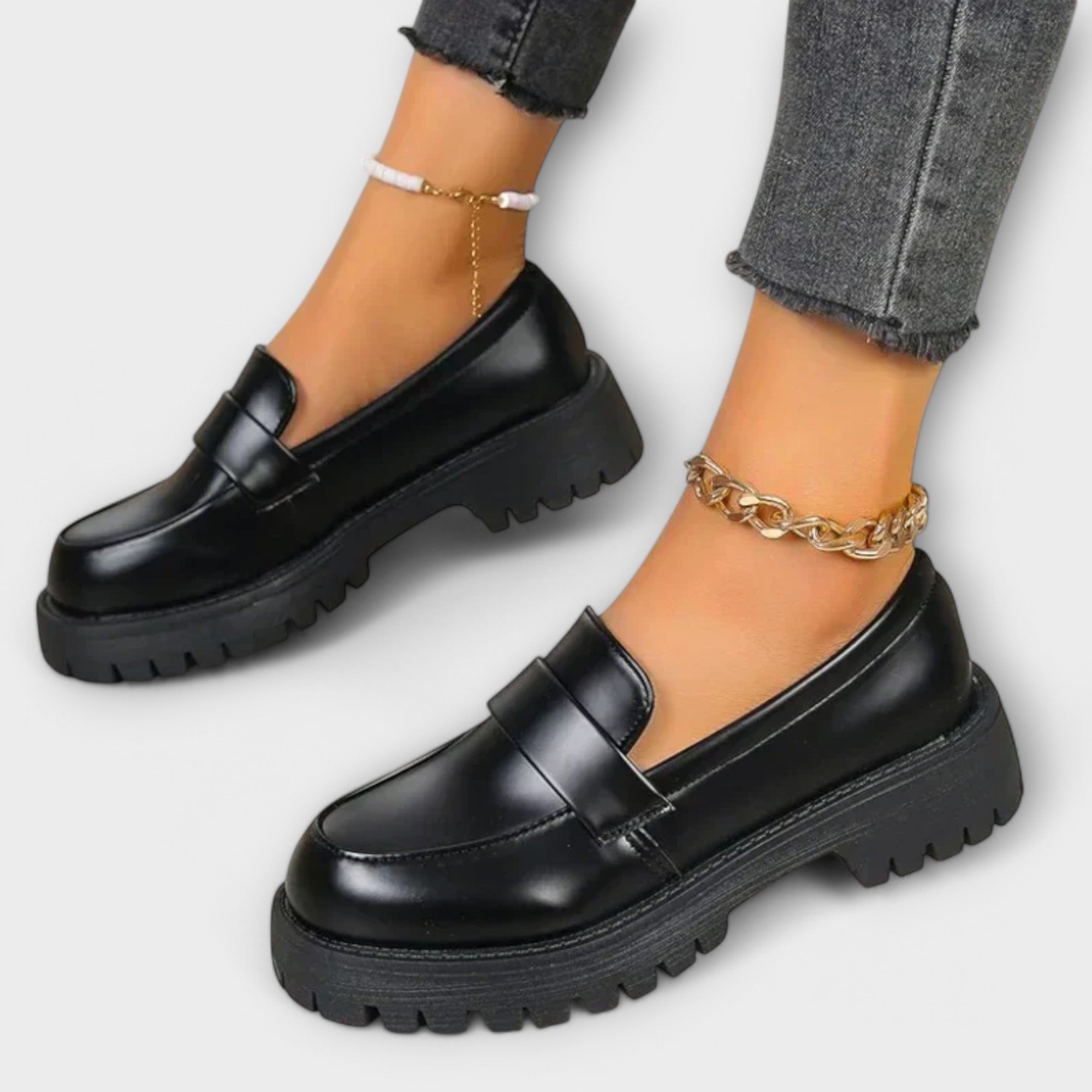 Mocassins Femininos com Design Ortopédico e Saltos em Cetim feminino