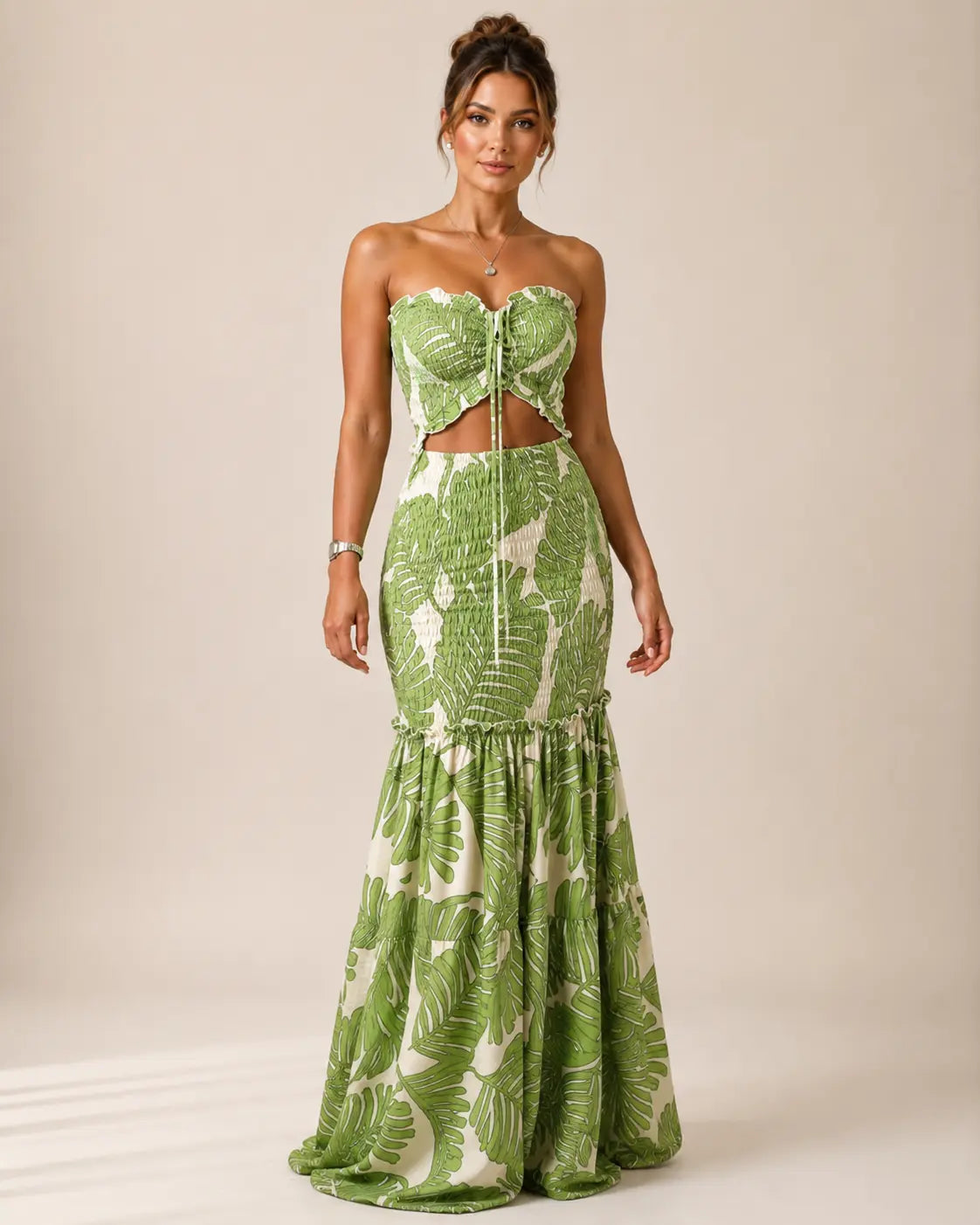 Vestido Alessia – Elegância Fluida com Recorte Frontal