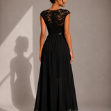 ADRIANA — ELEGÂNCIA ROMÂNTICA PARA MOMENTOS ESPECIAIS