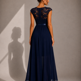 ADRIANA — ELEGÂNCIA ROMÂNTICA PARA MOMENTOS ESPECIAIS