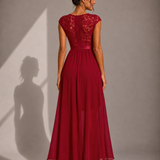 ADRIANA — ELEGÂNCIA ROMÂNTICA PARA MOMENTOS ESPECIAIS