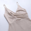 Vestido Sienna — elegância luminosa com cintura marcada