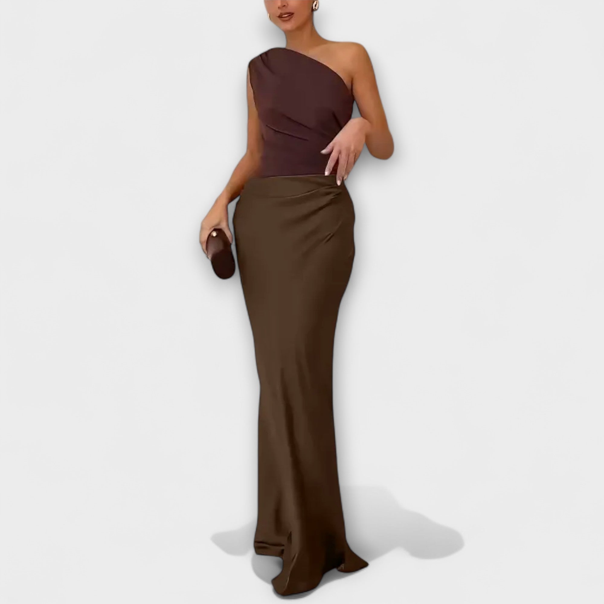 Vestido de cetim assimétrico feminino