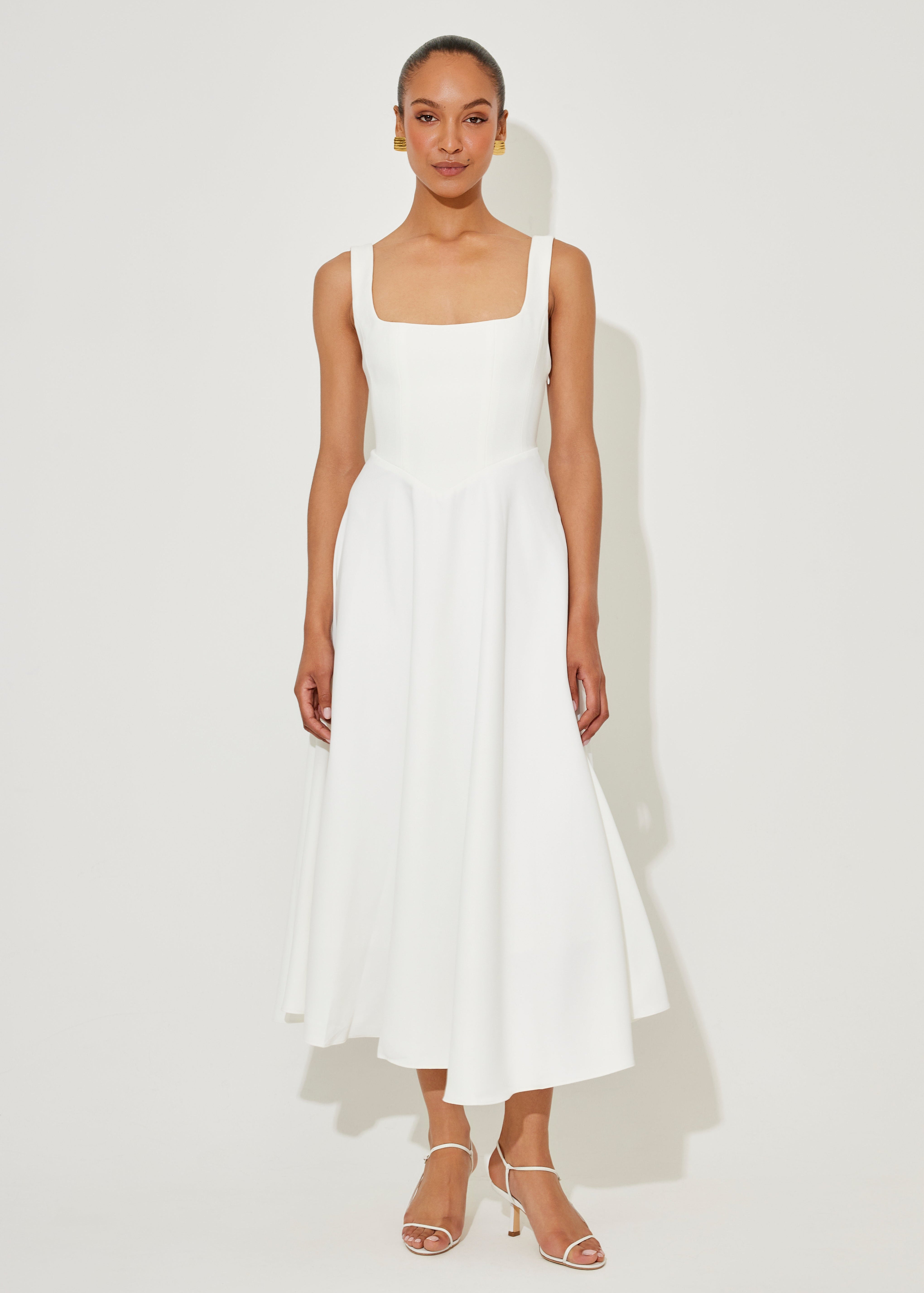 Vestido Midi Intemporal feminino