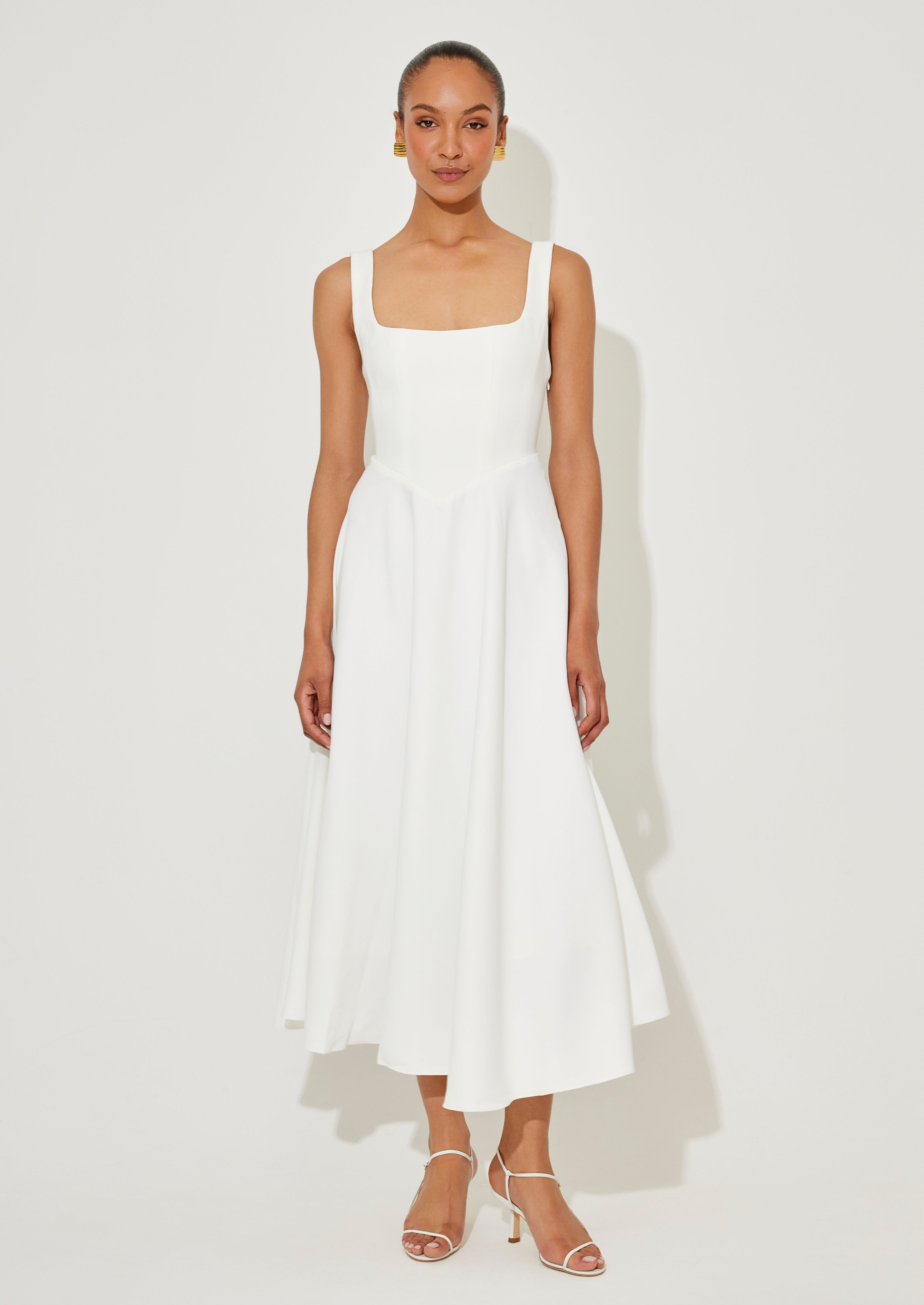 Vestido Midi Intemporal feminino