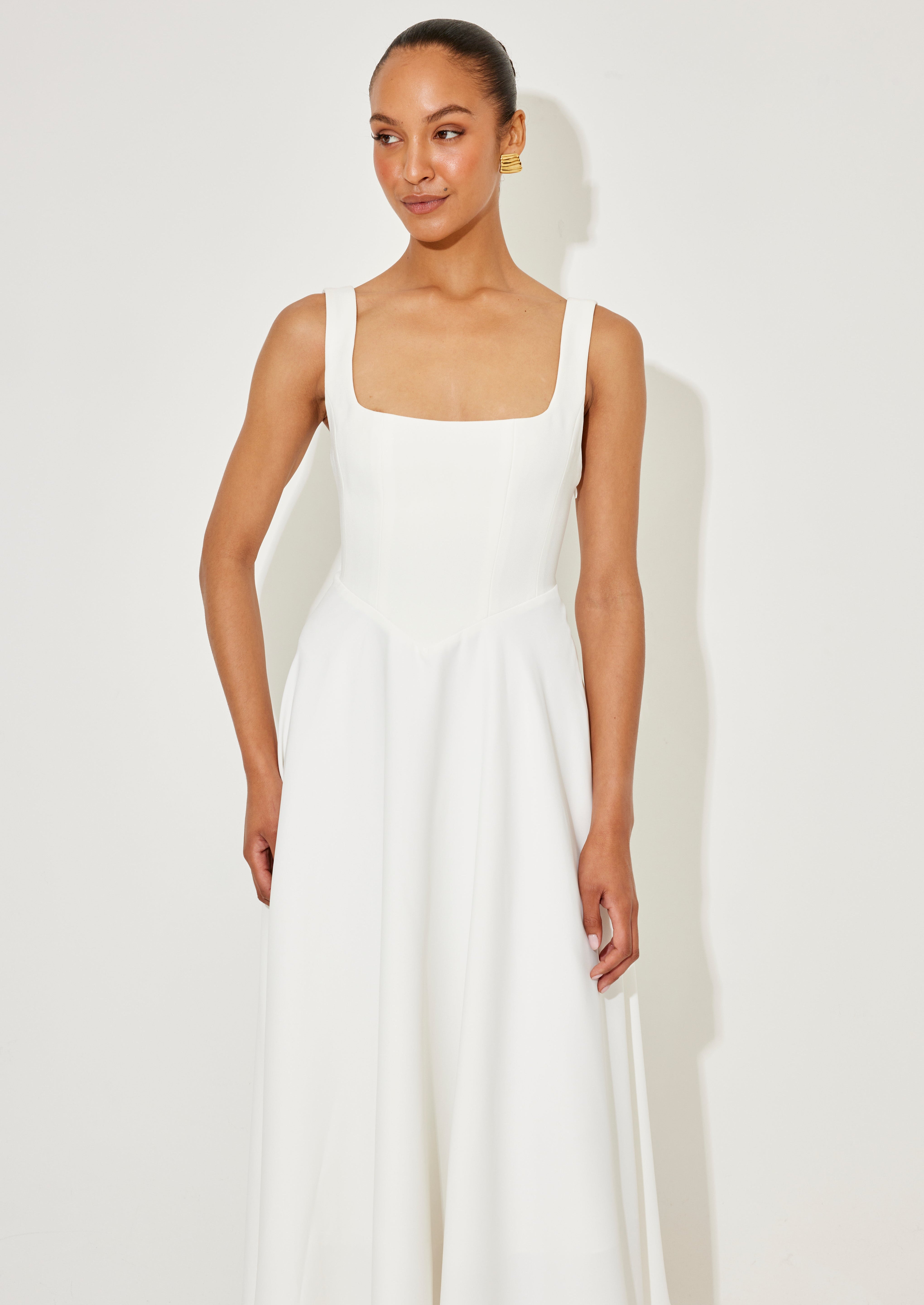 Vestido Midi Intemporal feminino