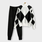 Conjunto elegante de duas peças feminino
