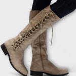 Lúcia - Botins com atacadores elegantes feminino