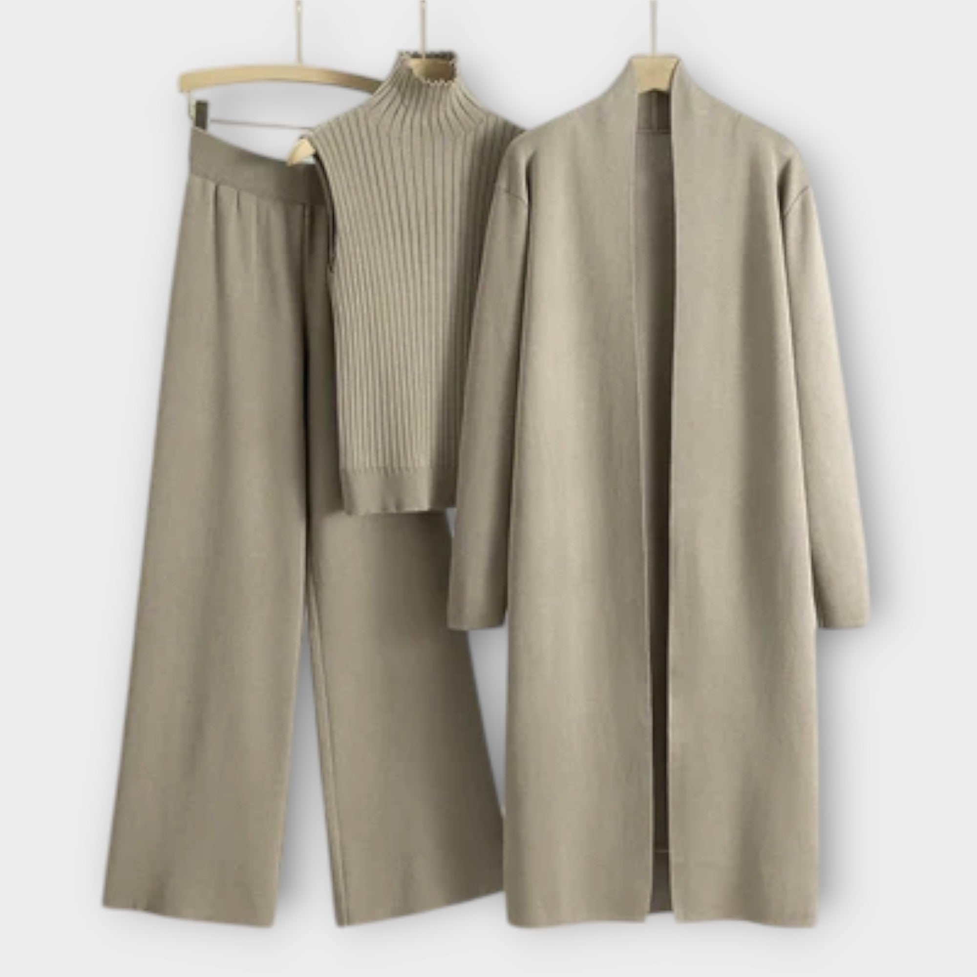 Conjunto de três peças feminino