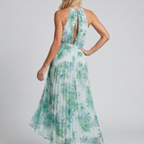 Laura | Vestido Maxi Halter de Movimento Fluido