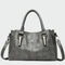 Bolsa de ombro elegante atemporal feminino