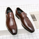 Sapatos de fato masculino