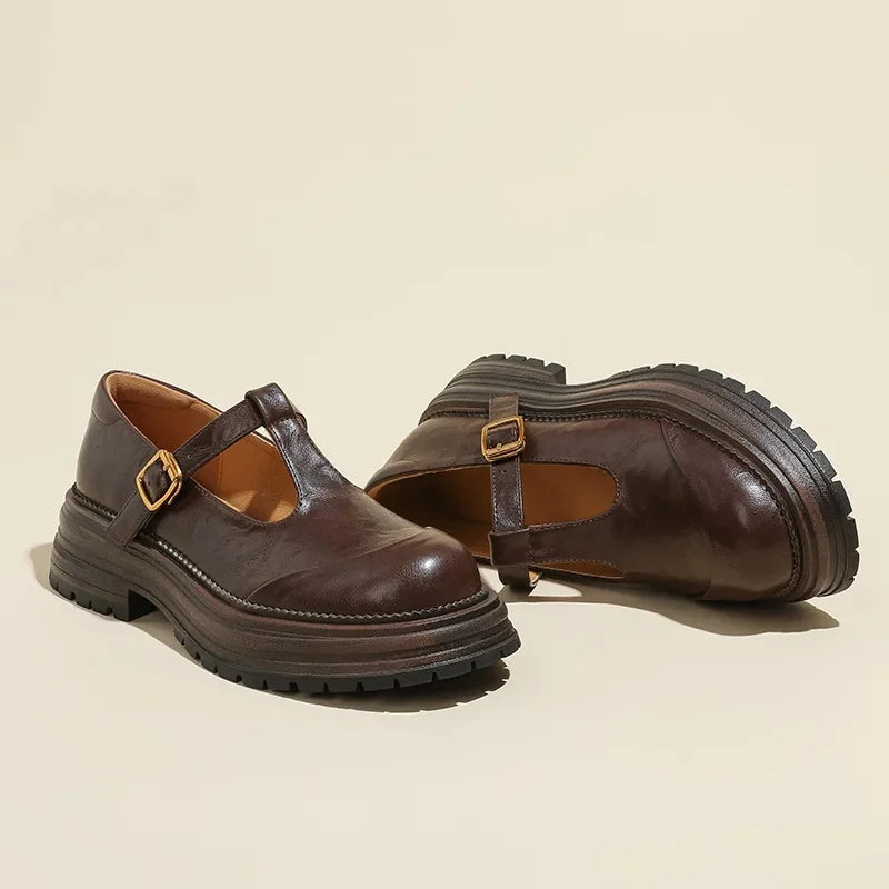 Sapato Elegante em Couro feminino