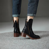 Botas em pele feminino