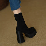 Botas com estilo moderno com o conforto da camurça feminino